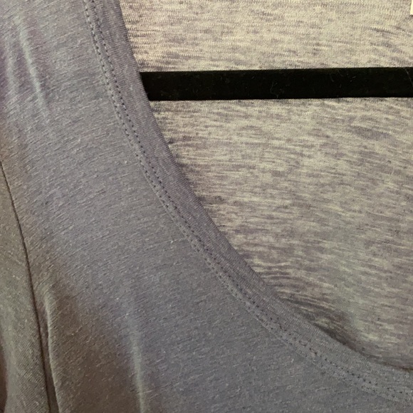 Aritzia Golden by TNA short sleeve T-shirt - Picture 4 of 6